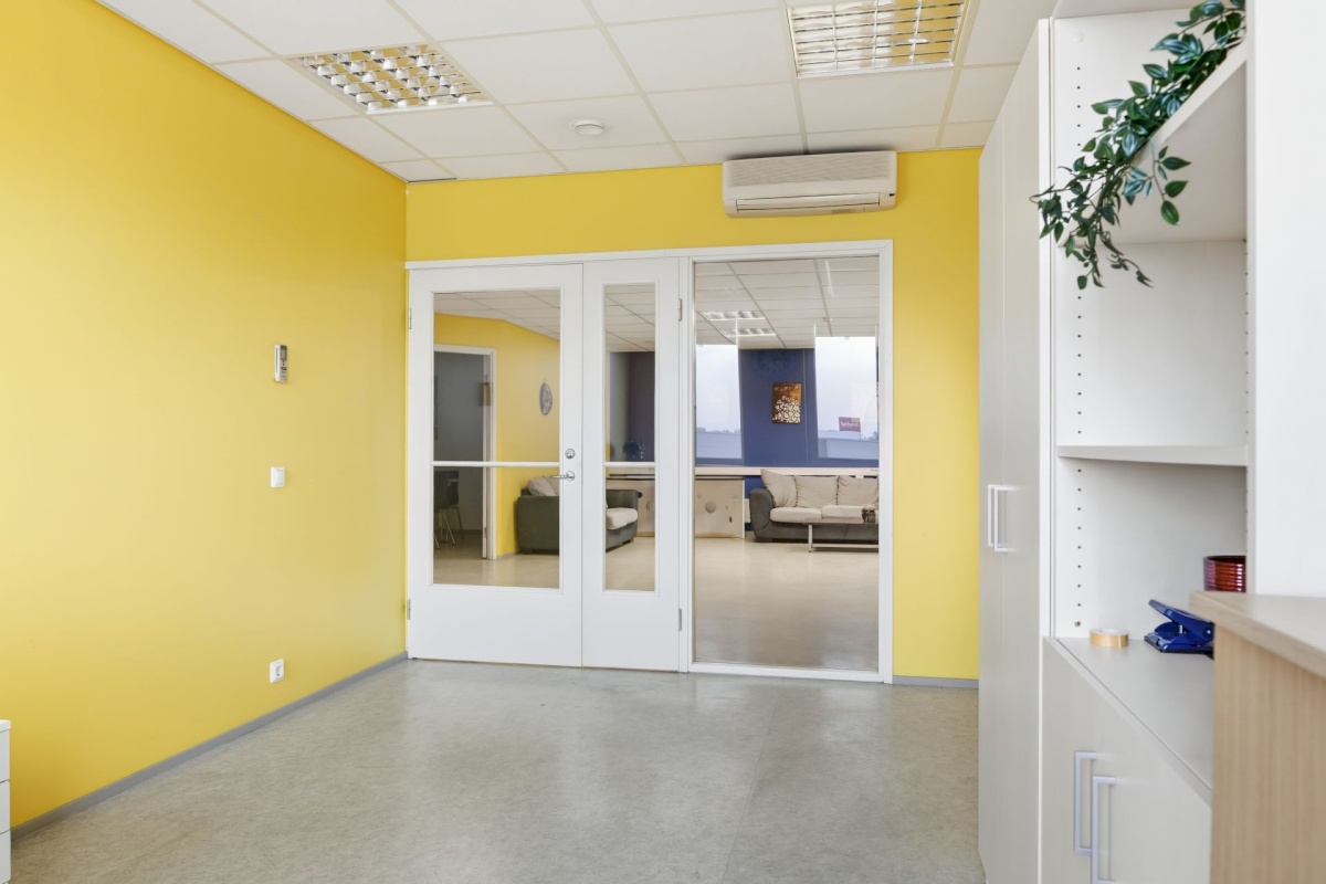 Tallinn, Lasnamäe linnaosa, Tala 4