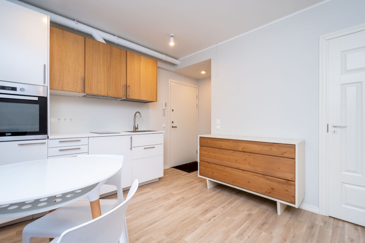 Tallinn, Kesklinna linnaosa, Uus Maailm, Luha 9