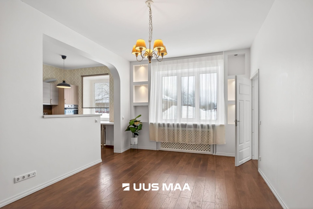 Maardu linn, Karjääri tn 9