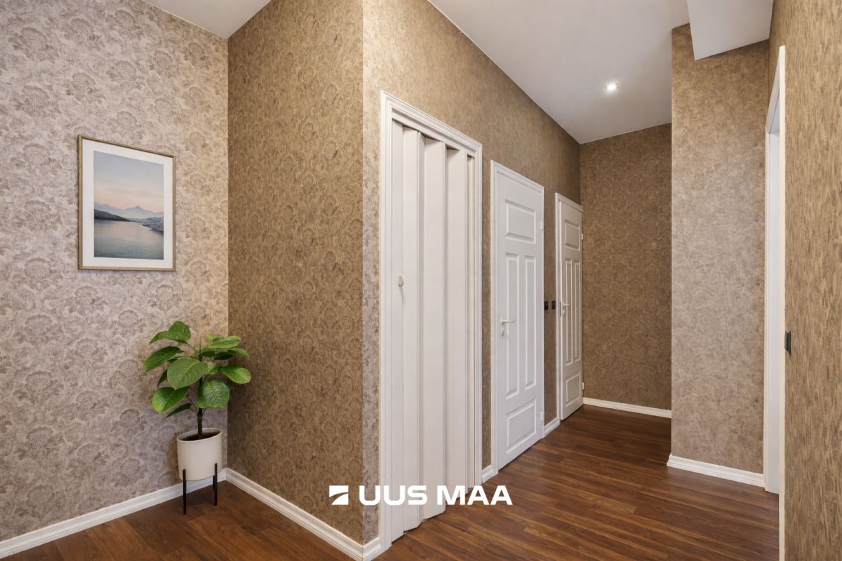 Maardu linn, Karjääri tn 9