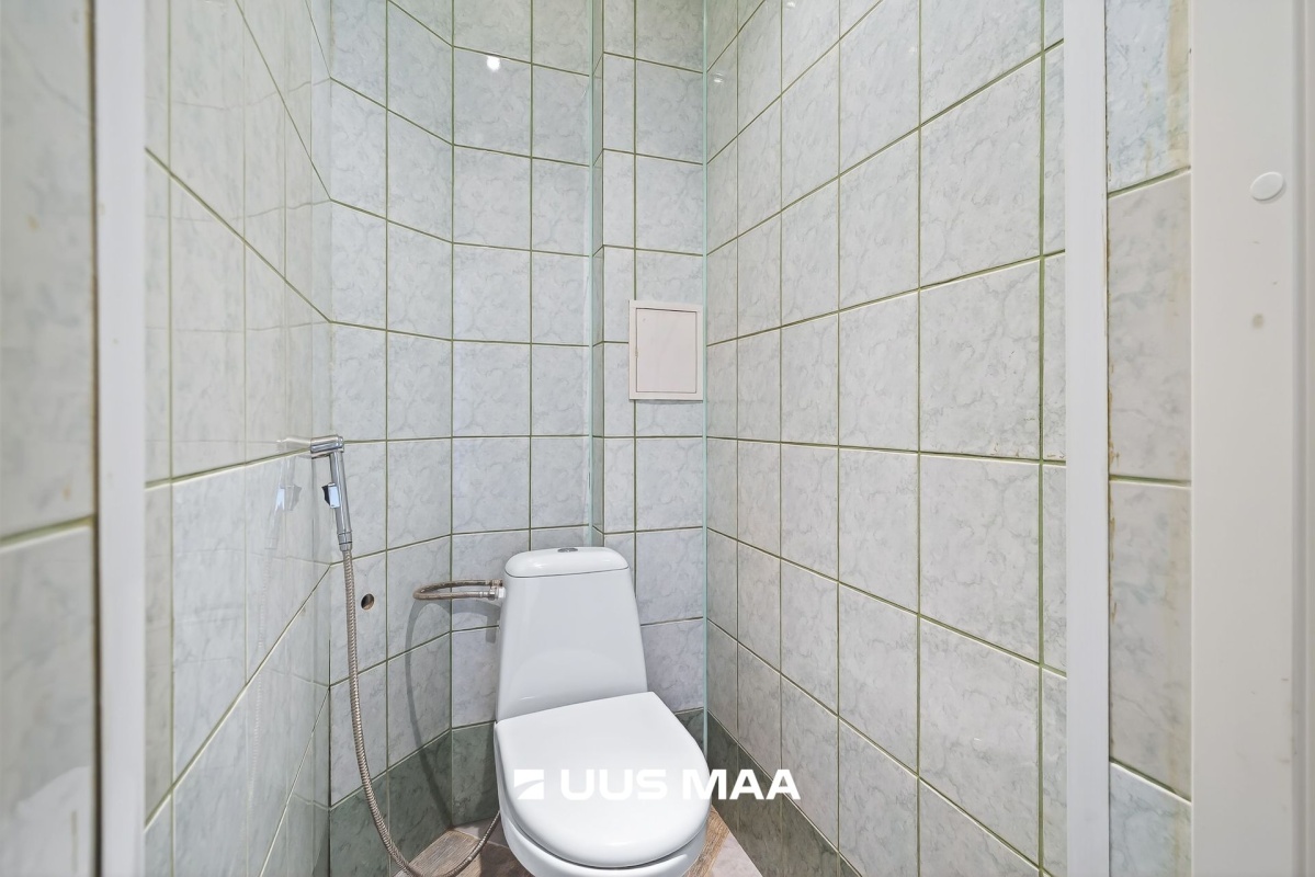 Maardu linn, Karjääri tn 9