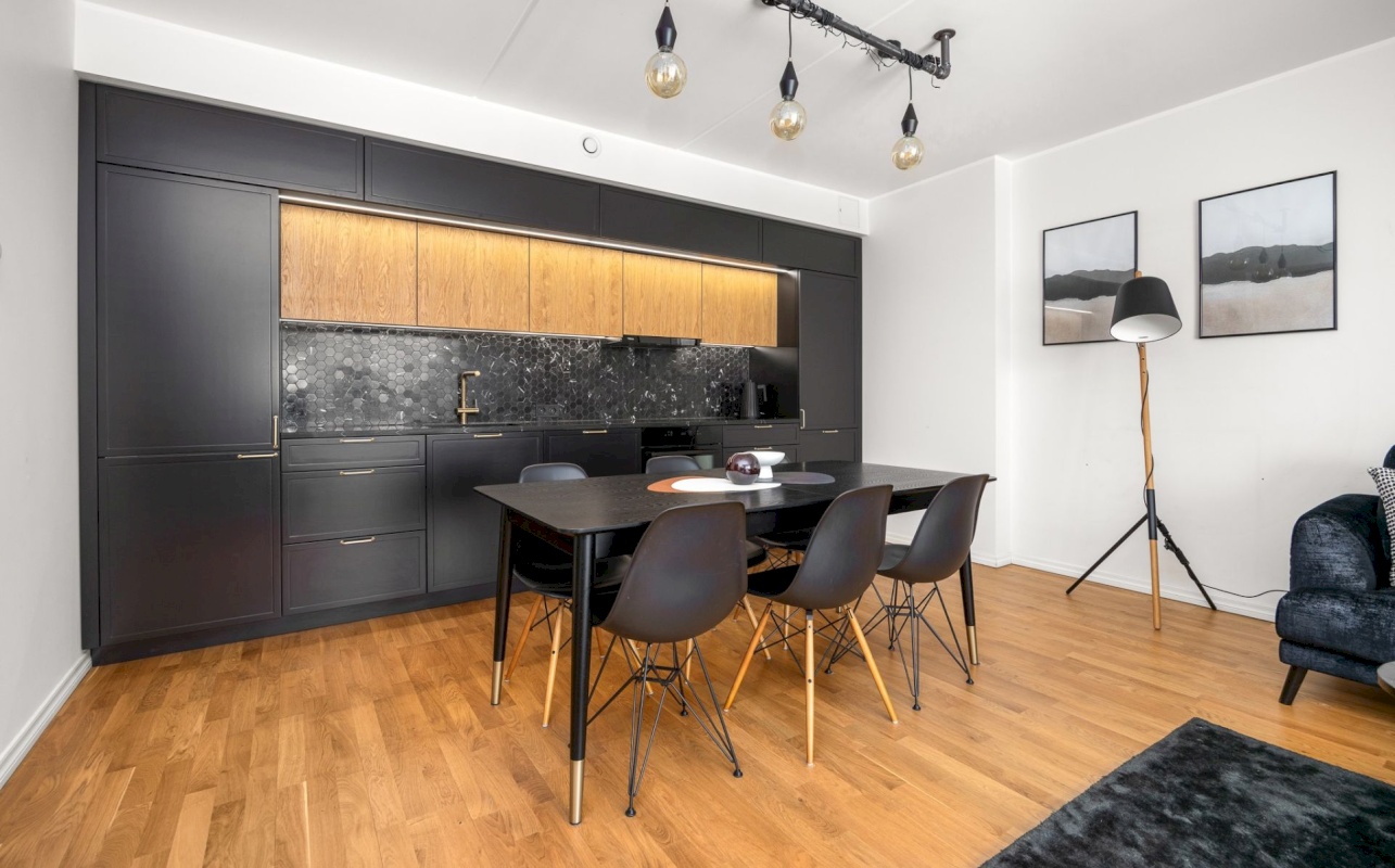 Tallinn, Lasnamäe linnaosa, Uuslinn, Valge tn. 6A/2