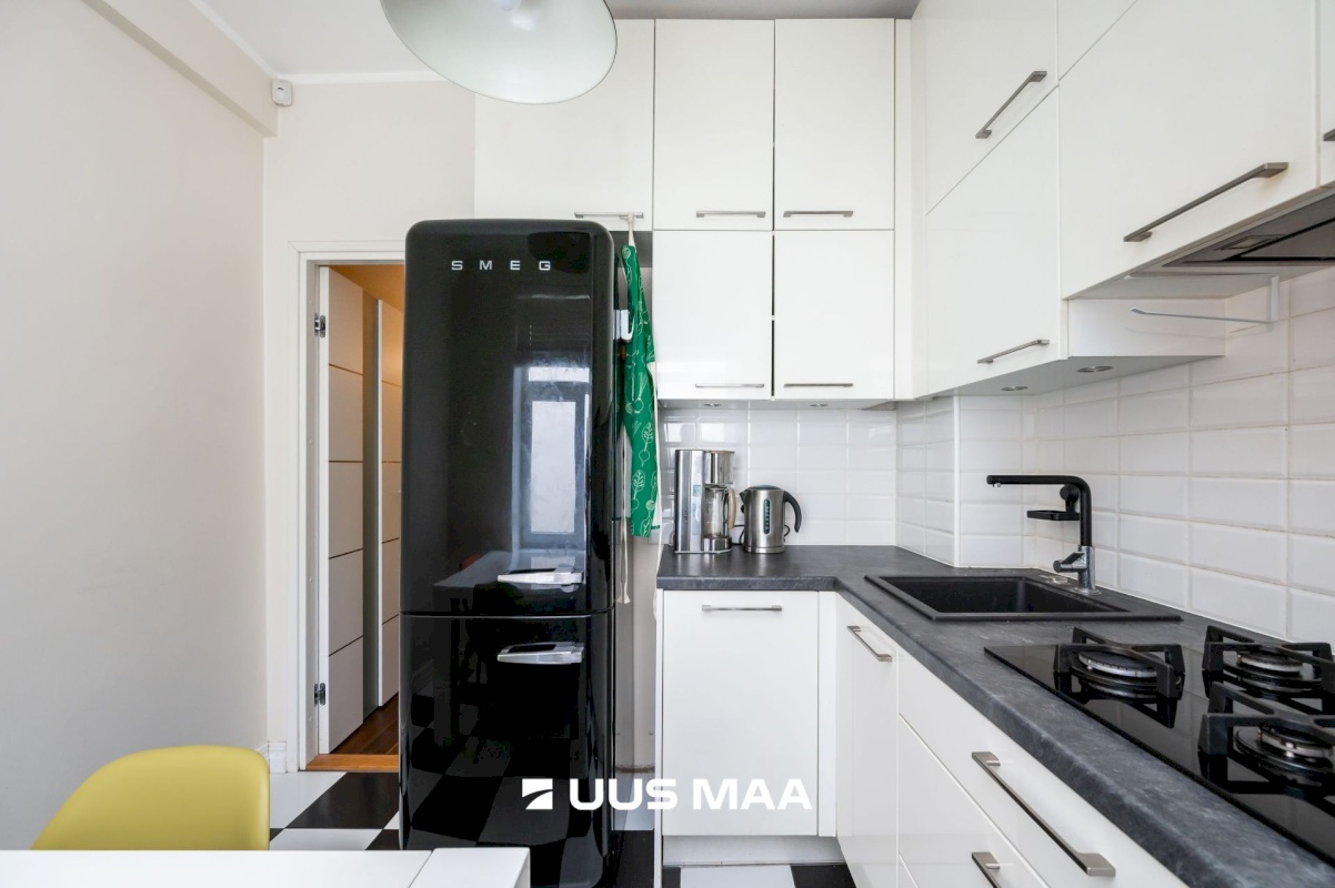 Tallinn, Kesklinna linnaosa, Maakri 44