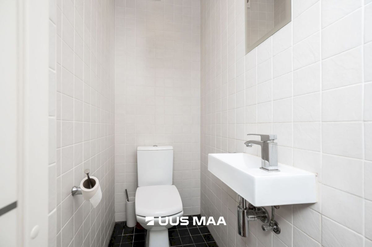 Tallinn, Kesklinna linnaosa, Maakri 44