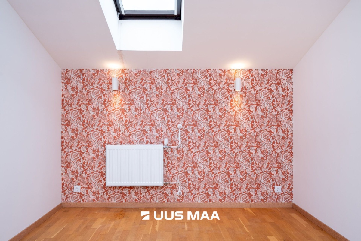 Tallinn, Lasnamäe linnaosa, Peterburi tee 4