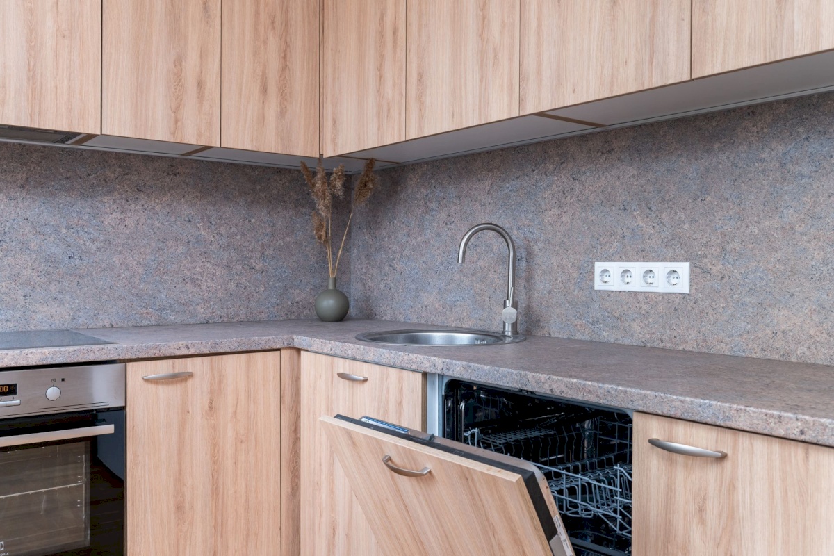 Tallinn, Lasnamäe linnaosa, Peterburi tee 4