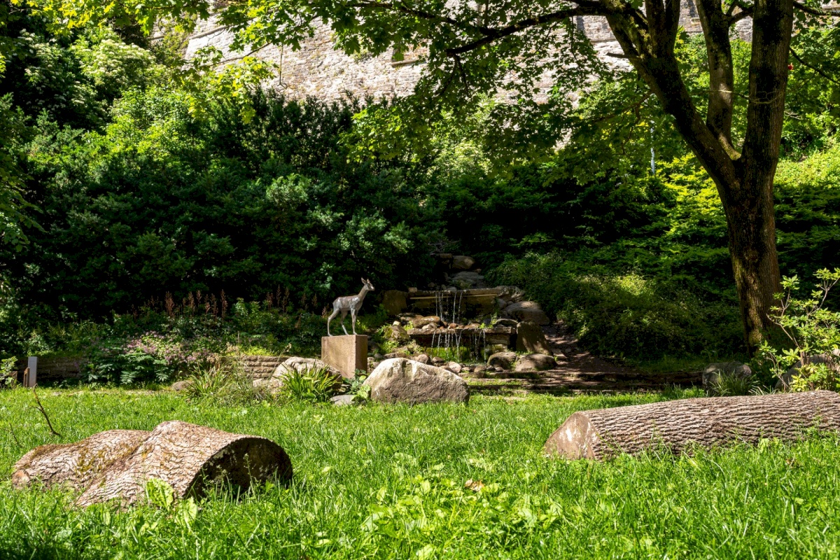 Tallinn, Kesklinna linnaosa, Vanalinna, Nunne 1