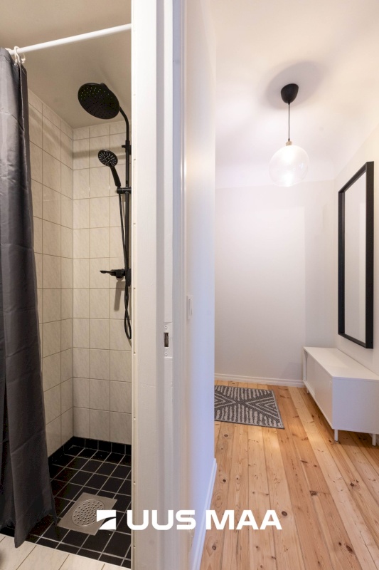 Tallinn, Kesklinna linnaosa, Kadriorg, Tina 19