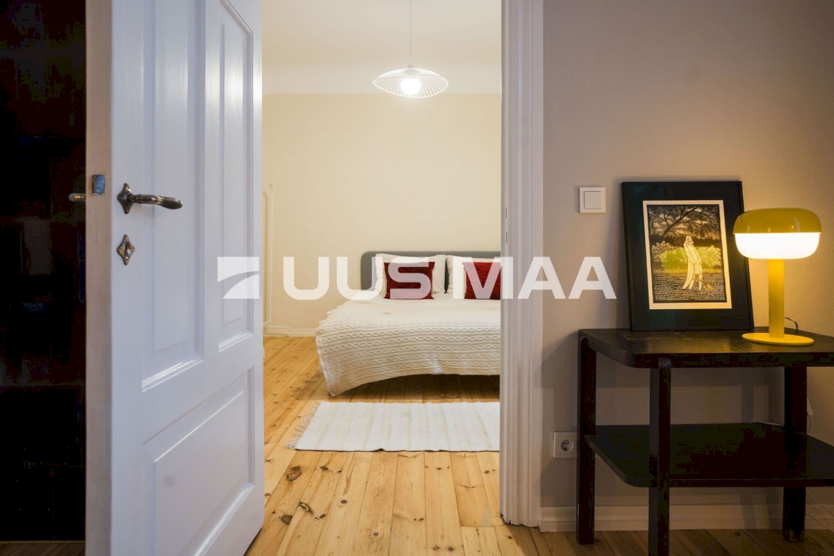 Tallinn, Kesklinna linnaosa, Kadriorg, Tina 19