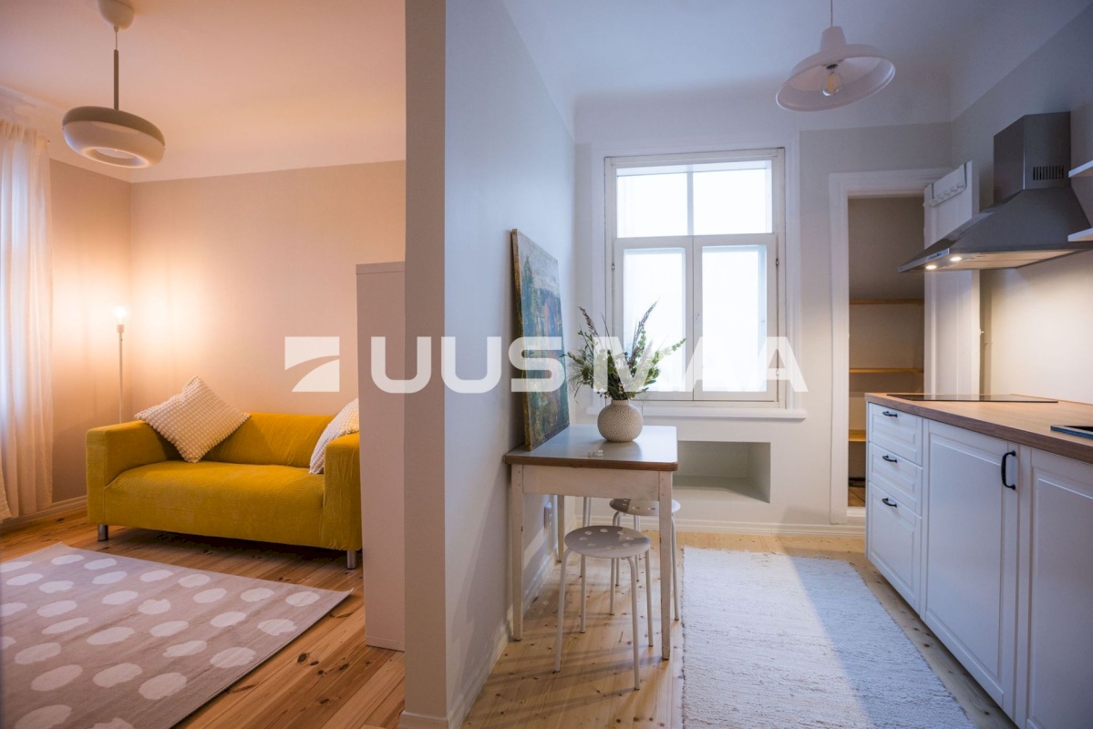 Tallinn, Kesklinna linnaosa, Kadriorg, Tina 19