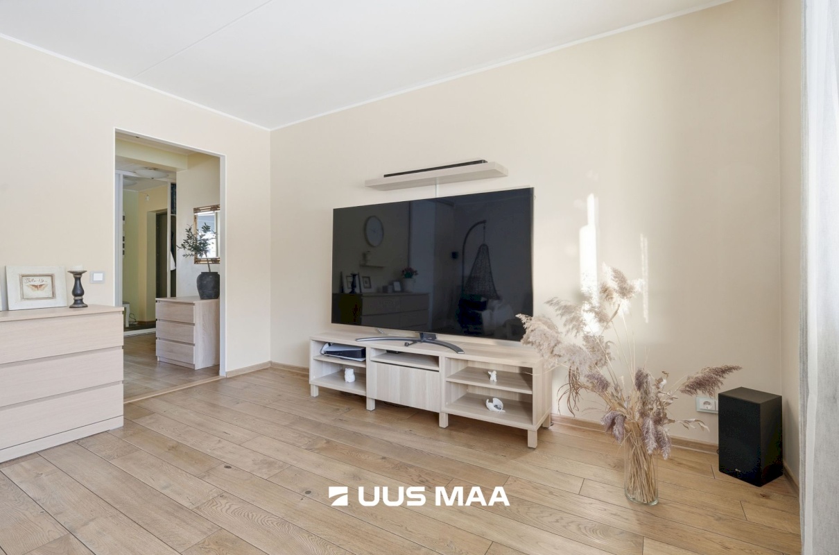 Tallinn, Haabersti linnaosa, Pikaliiva 90/2