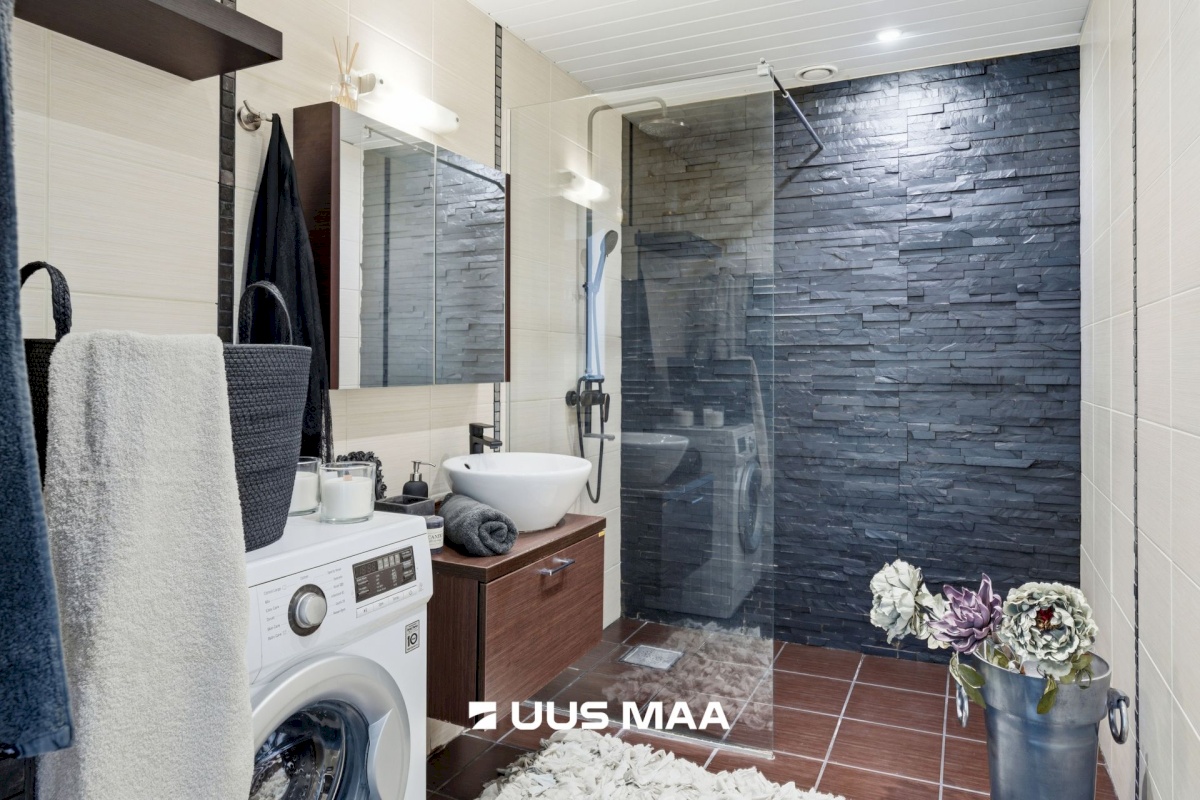 Tallinn, Haabersti linnaosa, Pikaliiva 90/2