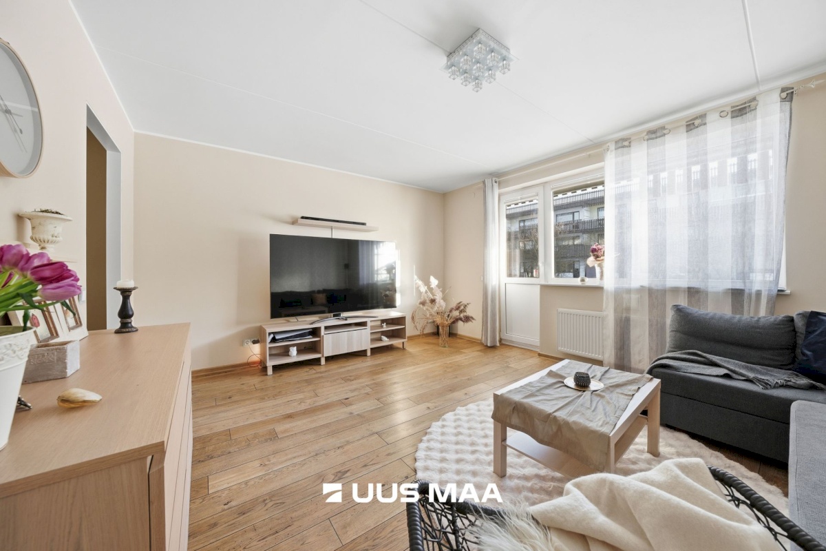 Tallinn, Haabersti linnaosa, Pikaliiva 90/2