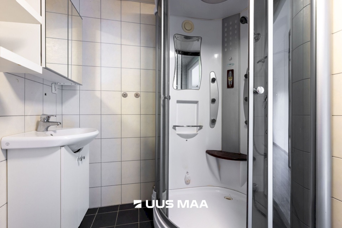 Rae vald, Jüri alevik, Tiigi tn 3