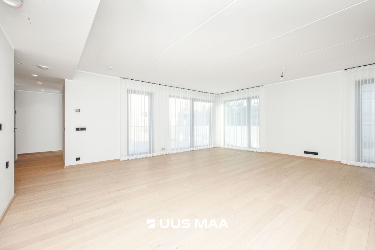 Tallinn, Nõmme linnaosa, Pääsküla, Vabaduse pst 170-5