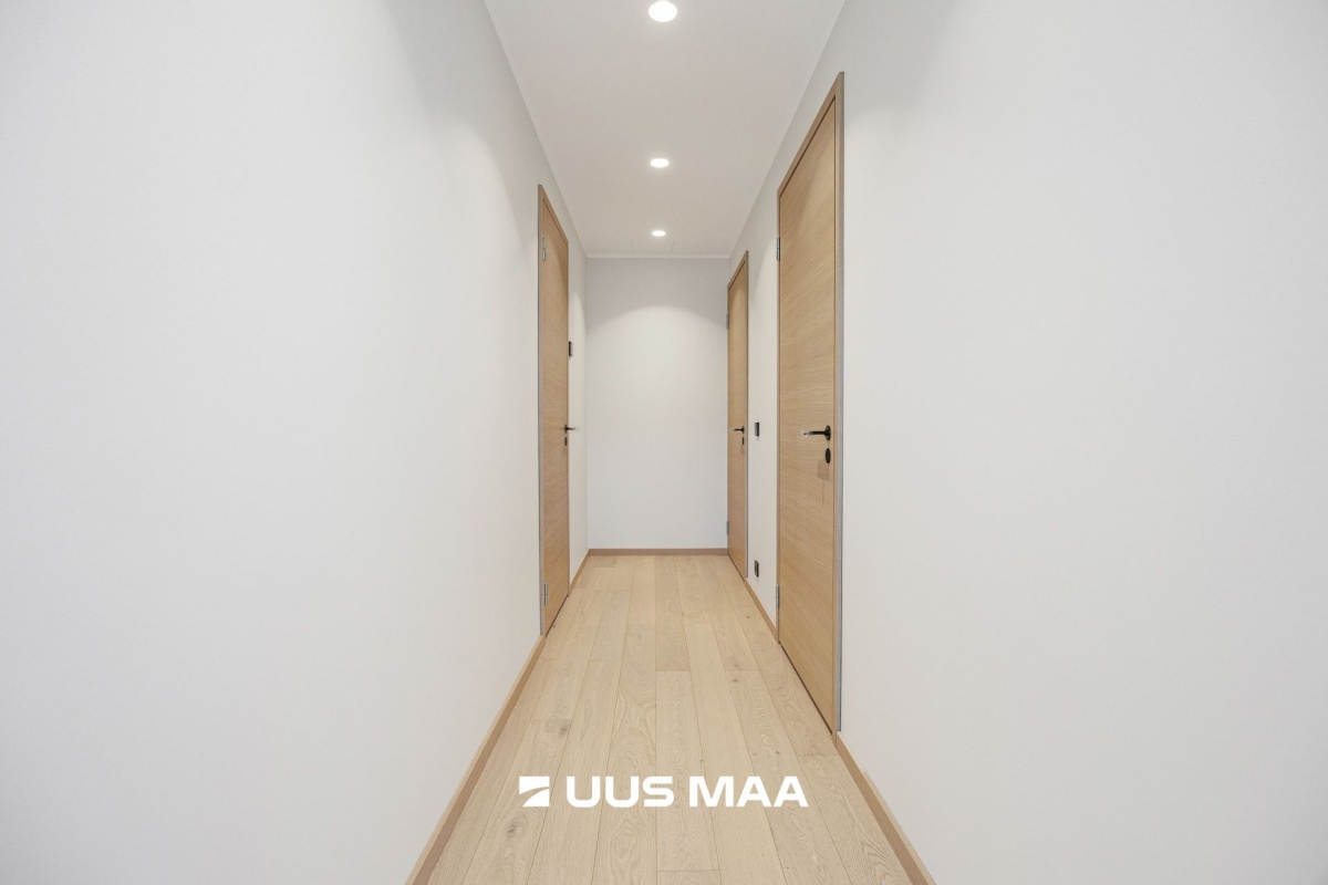 Tallinn, Nõmme linnaosa, Pääsküla, Vabaduse pst 170-5