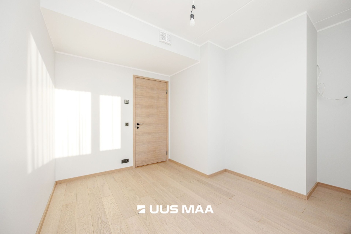 Tallinn, Nõmme linnaosa, Pääsküla, Vabaduse pst 170-5