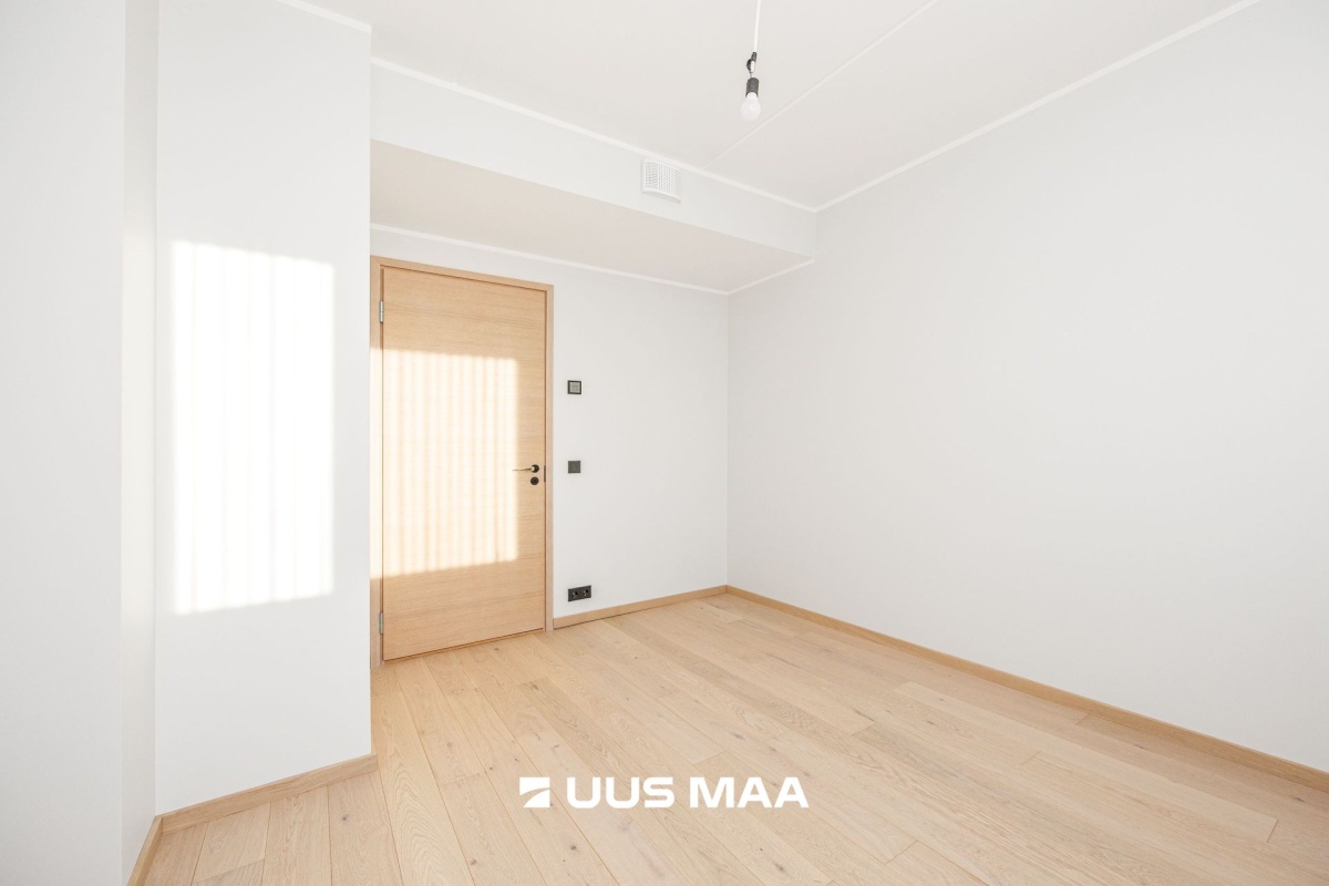 Tallinn, Nõmme linnaosa, Pääsküla, Vabaduse pst 170-5