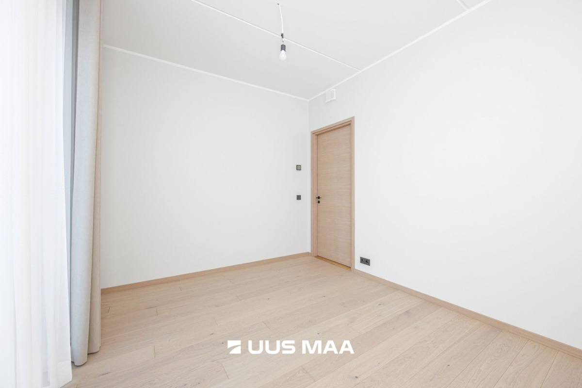 Tallinn, Nõmme linnaosa, Pääsküla, Vabaduse pst 170-5
