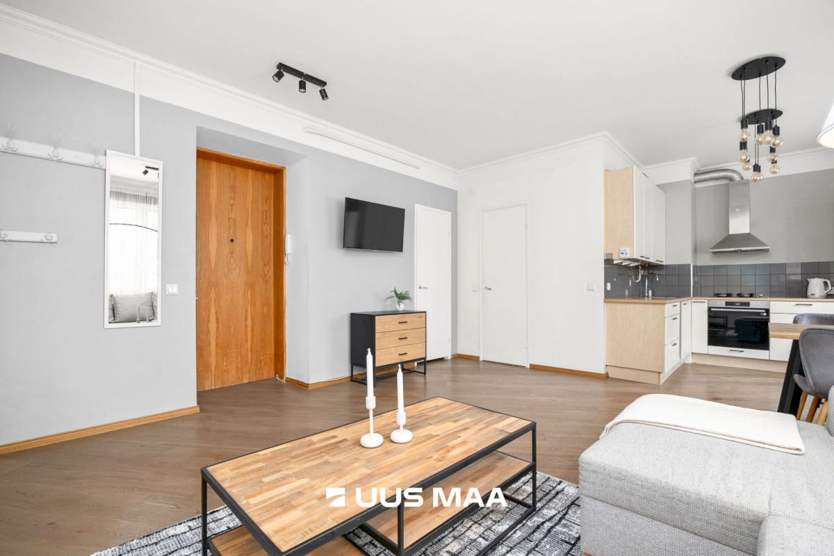 Tallinn, Kesklinna linnaosa, Kaupmehe tn/ Lembitu tn 8