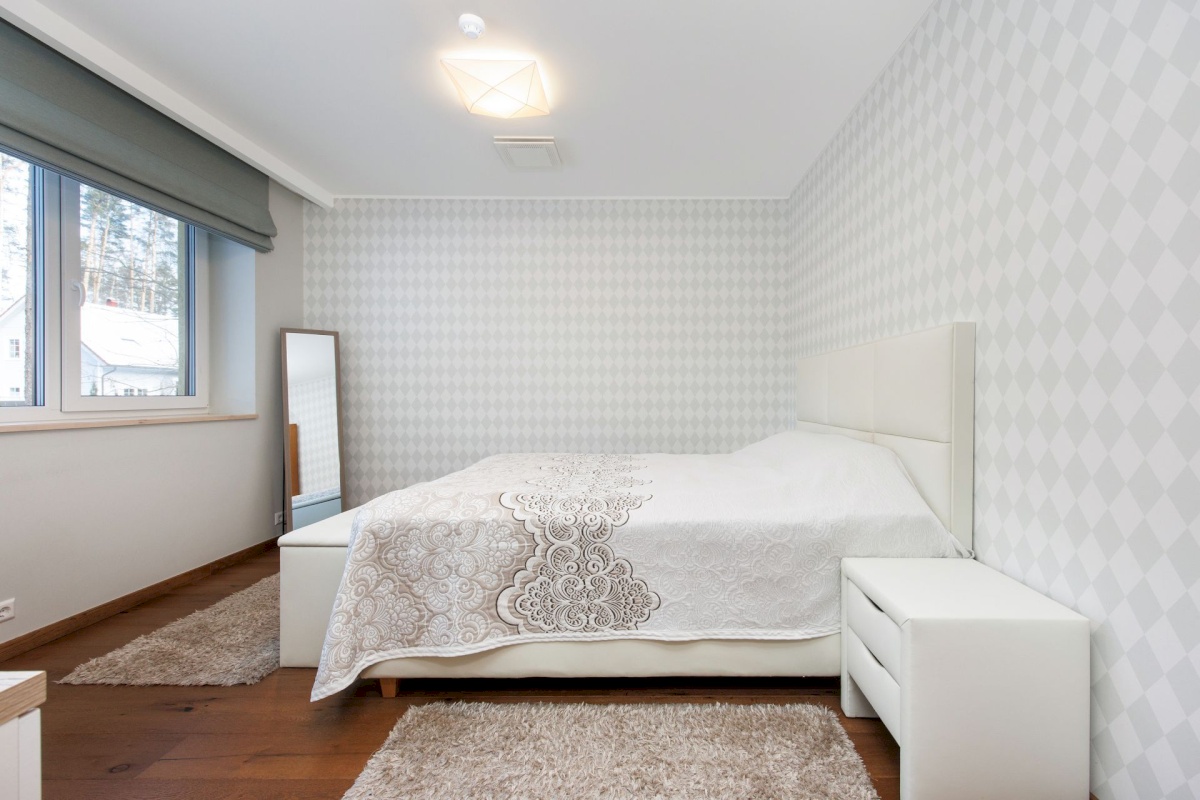 Haapsalu linn, Haapsalu linn, Lõokese 11