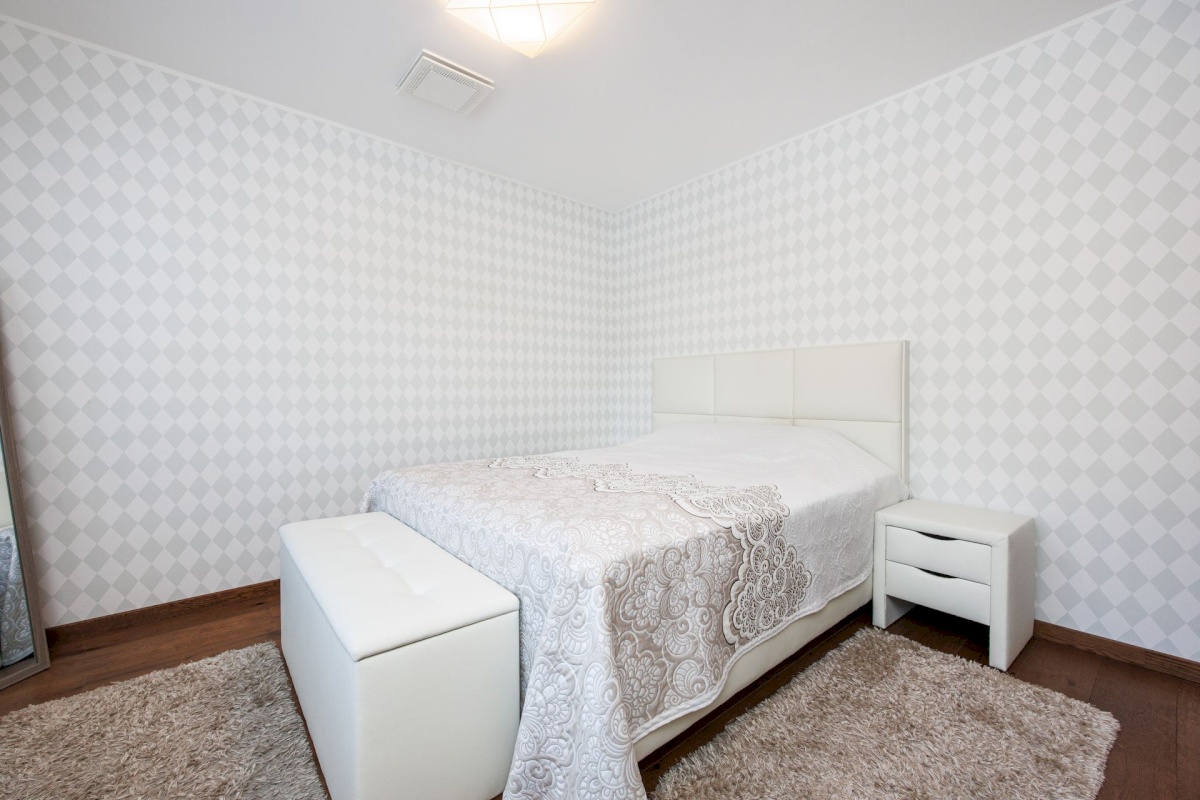 Haapsalu linn, Haapsalu linn, Lõokese 11