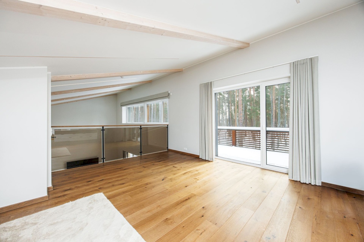 Haapsalu linn, Haapsalu linn, Lõokese 11