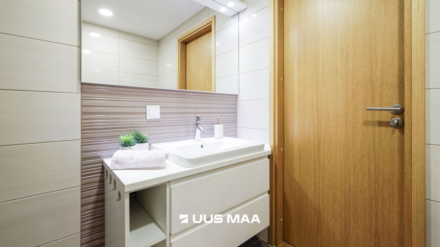 Tallinn, Kesklinna linnaosa, Torupilli, Jakobsoni 7