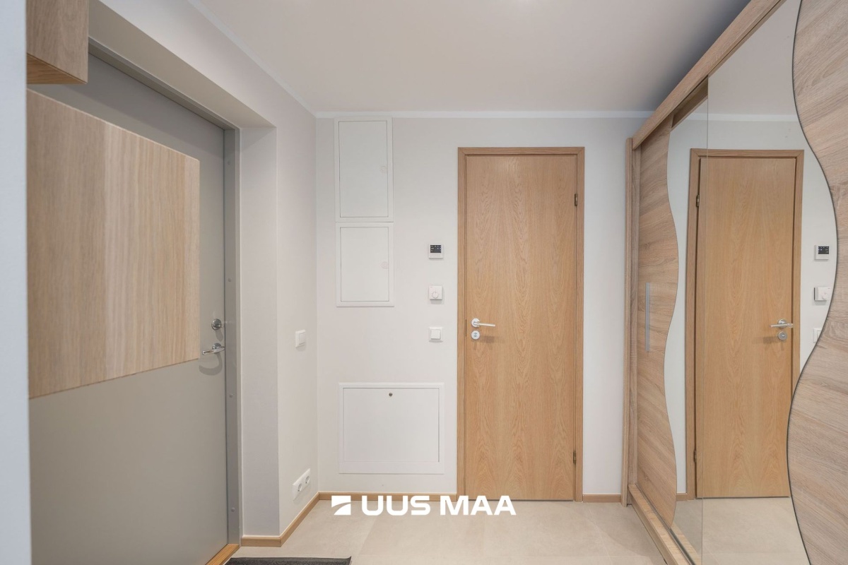 Tartu linn, Tartu linn, Ränilinn, Kristalli 7