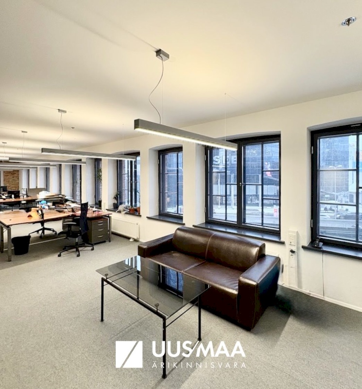 Tallinn, Kesklinna linnaosa, Maakri 19/1