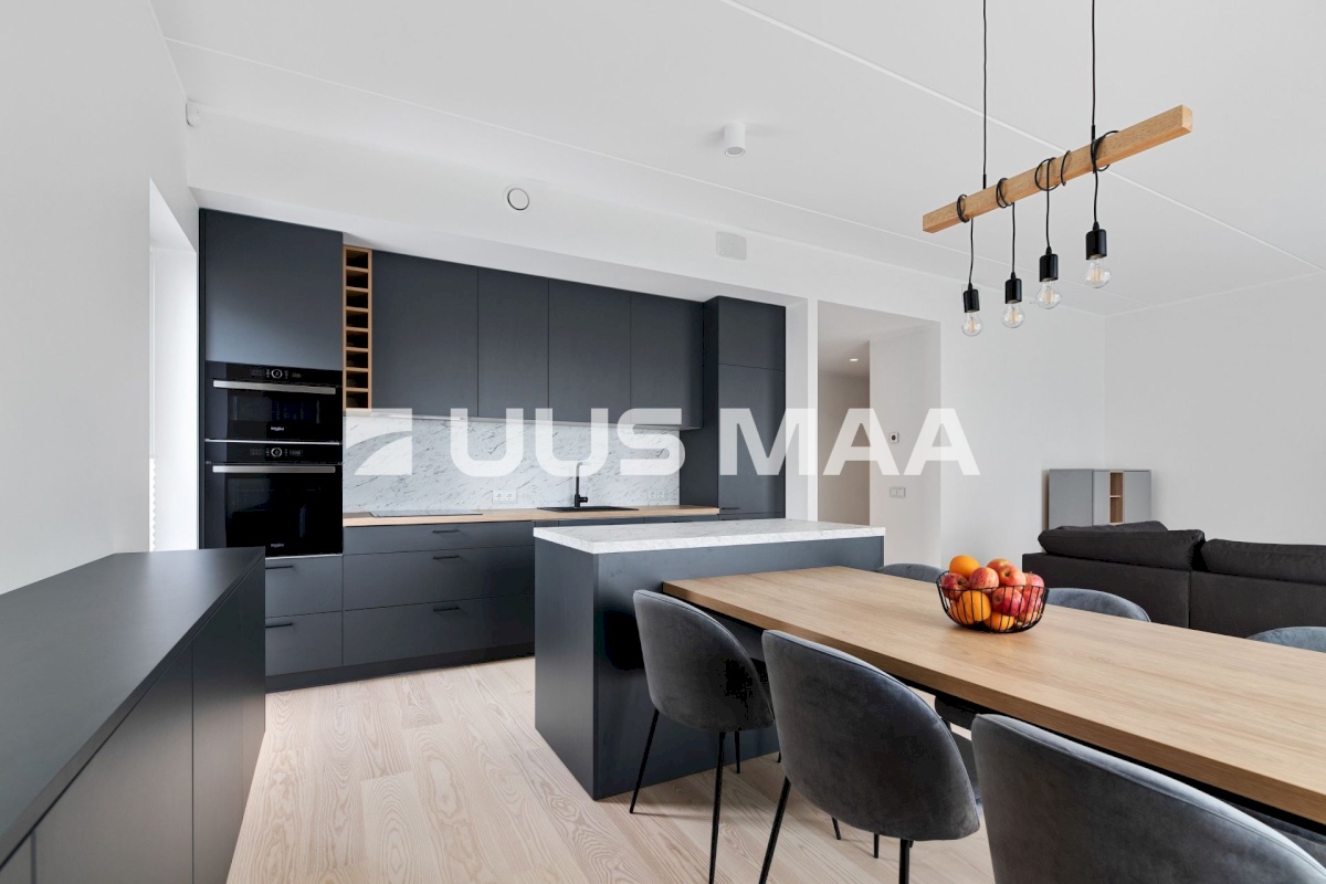 Tallinn, Kesklinna linnaosa, Kadriorg, Pirita tee 26b/1