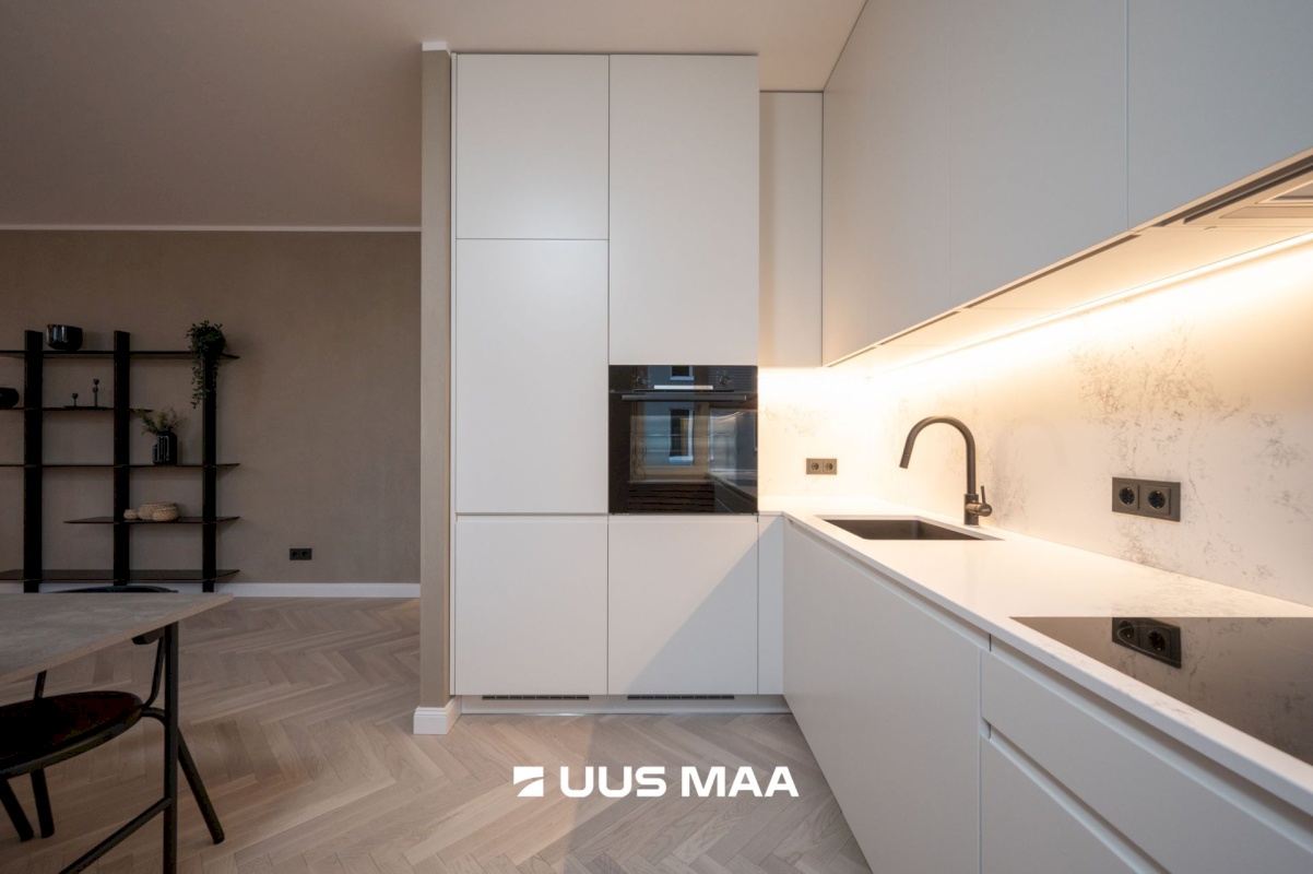 Tallinn, Kesklinna linnaosa, Narva mnt 2