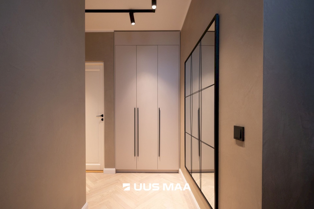 Tallinn, Kesklinna linnaosa, Narva mnt 2