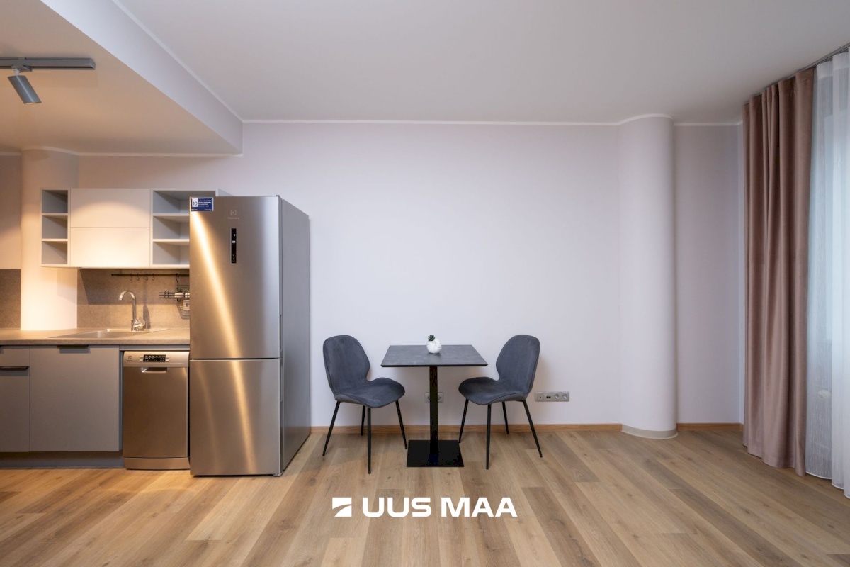 Tallinn, Kesklinna linnaosa, Südalinn, Tartu mnt 18