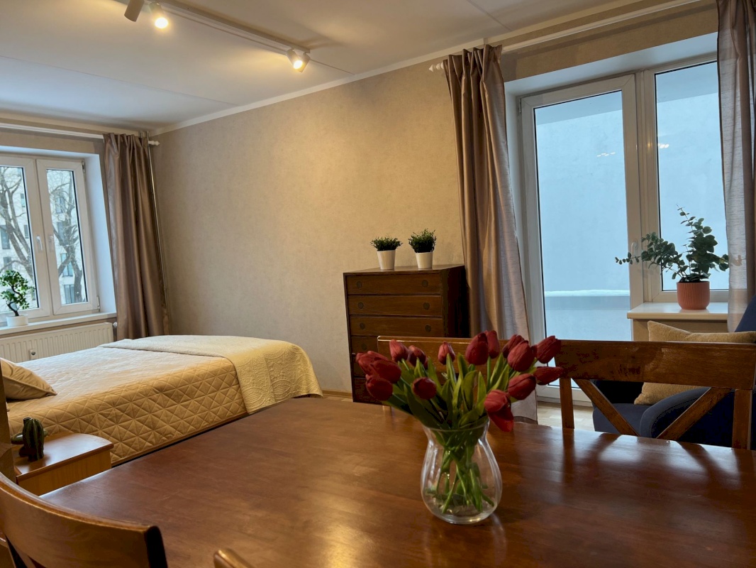 Tallinn, Kesklinna linnaosa, Raua, Narva mnt 38