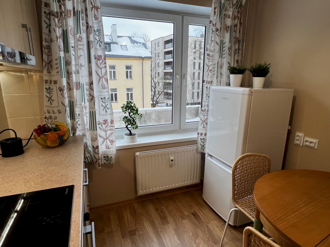 Tallinn, Kesklinna linnaosa, Raua, Narva mnt 38