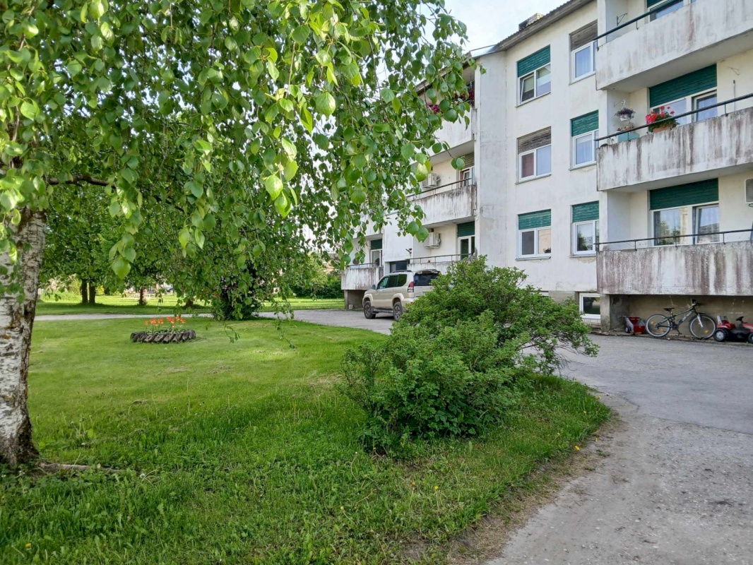 Põhja-Pärnumaa vald, Vahenurme küla, Vahenurme keskus 7