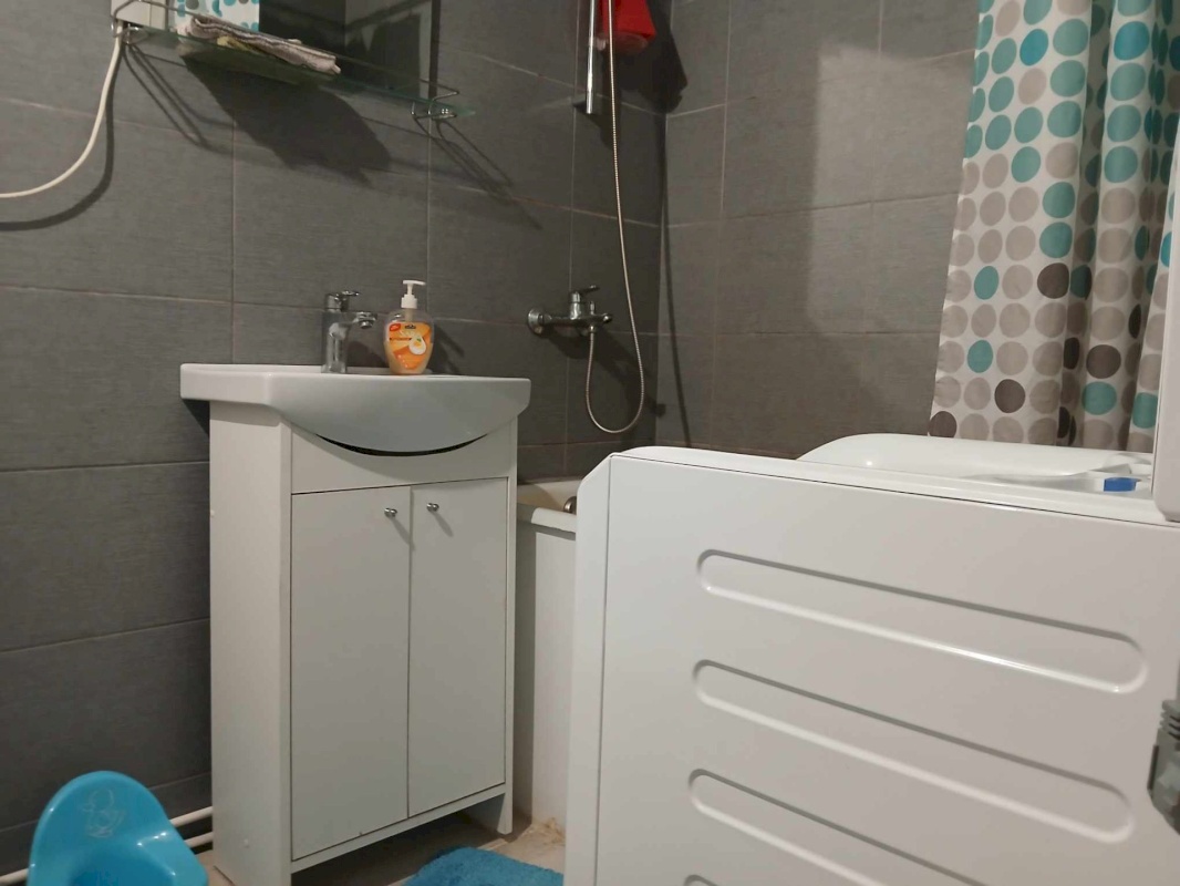 Põhja-Pärnumaa vald, Vahenurme küla, Vahenurme keskus 7