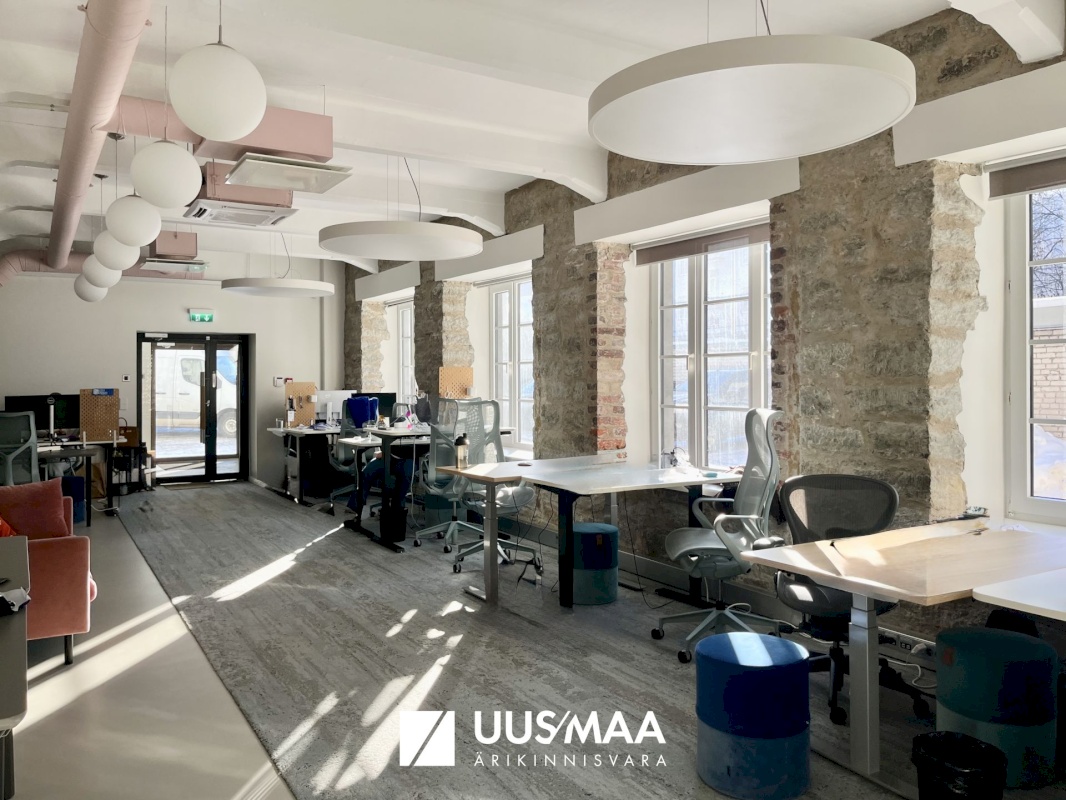 Tallinn, Kesklinna linnaosa, Kadriorg, Tina 9