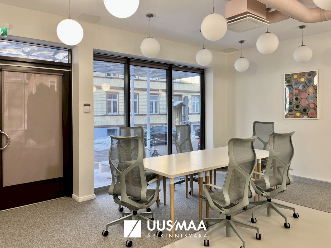 Tallinn, Kesklinna linnaosa, Kadriorg, Tina 9