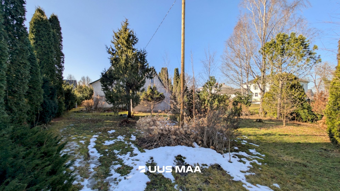 Põhja-Pärnumaa vald, Vändra alev, Pikk 33