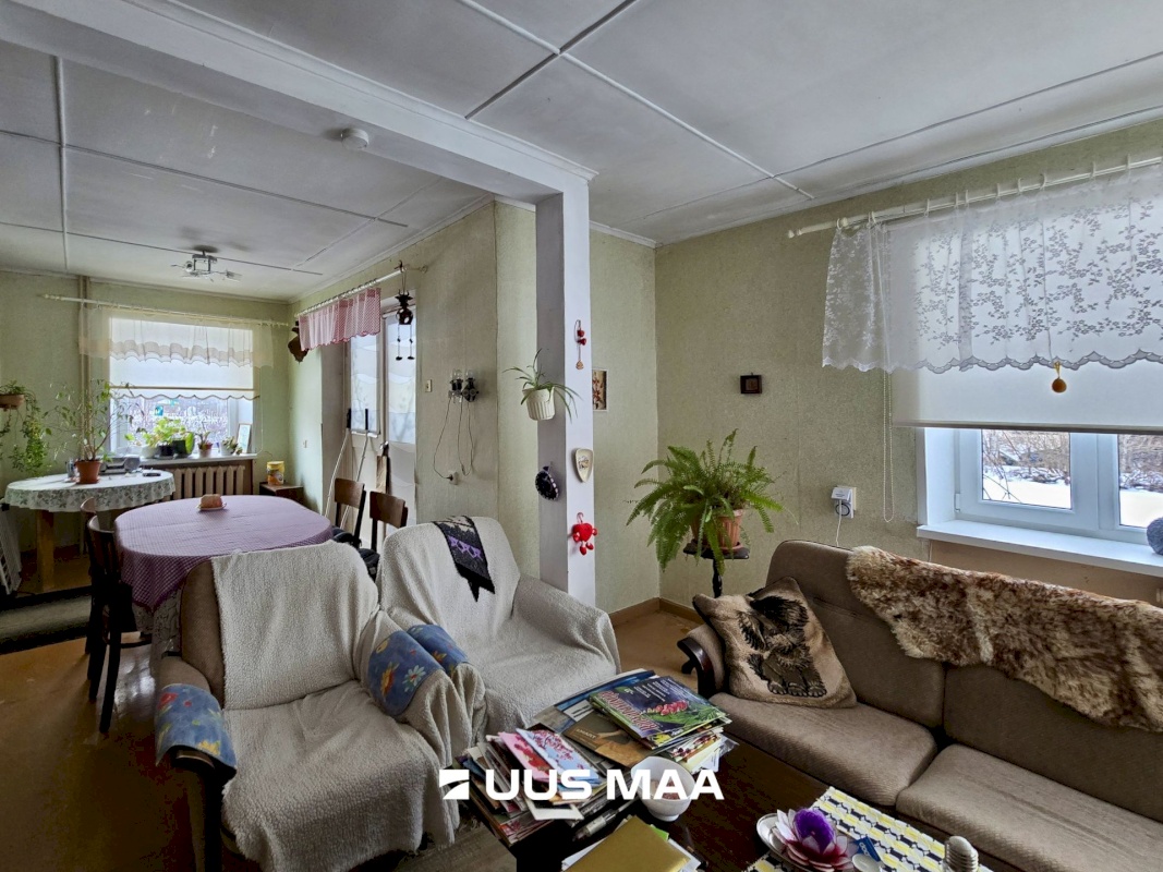 Mulgi vald, Mõisaküla linn, Kase 12