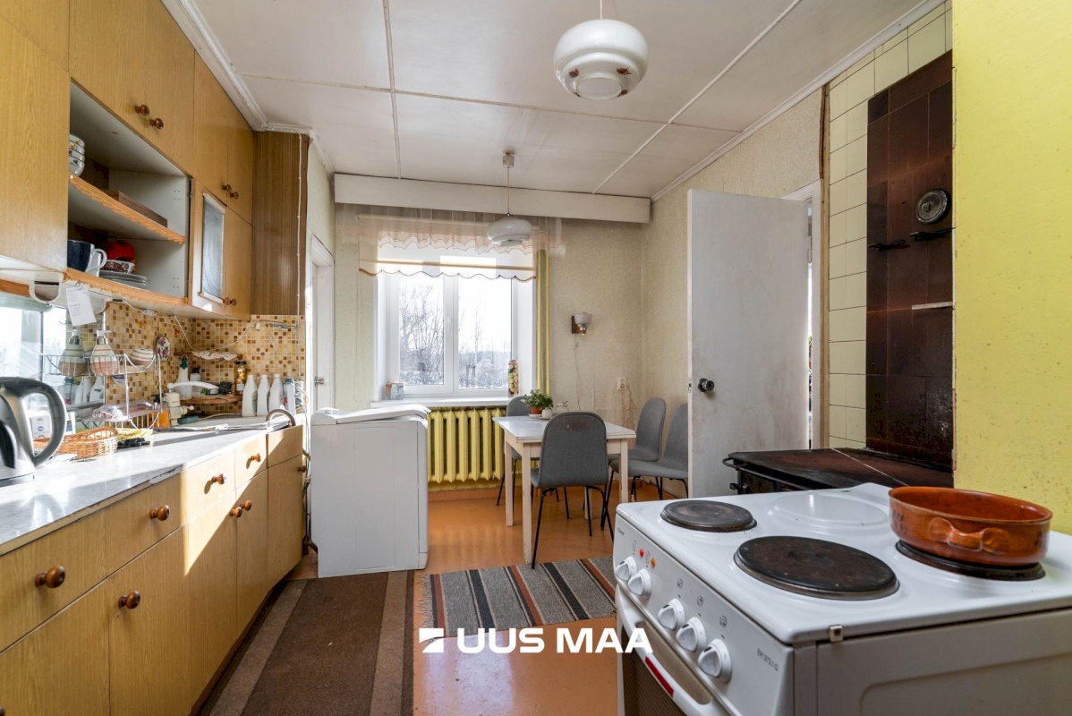 Mulgi vald, Mõisaküla linn, Kase 12