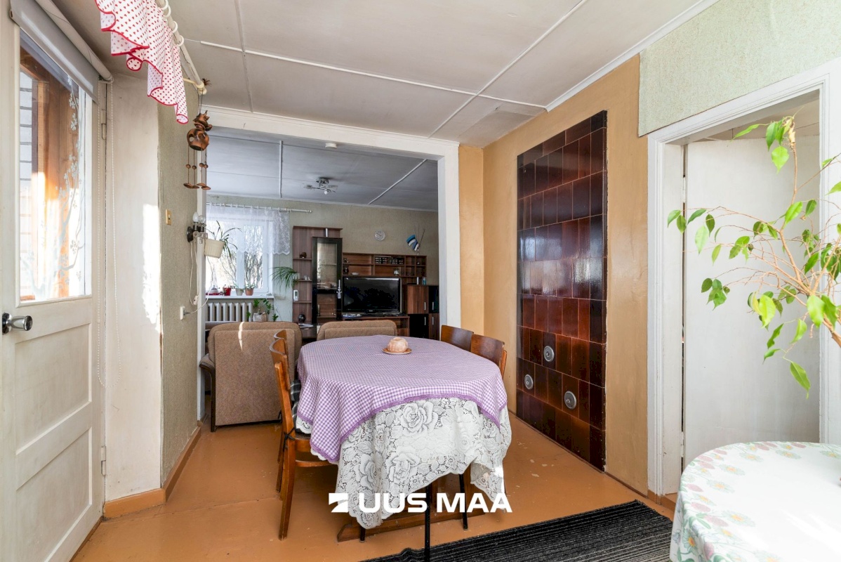 Mulgi vald, Mõisaküla linn, Kase 12