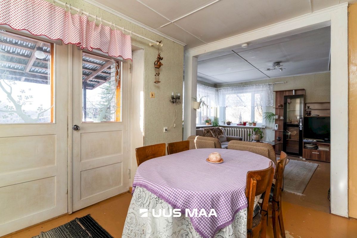 Mulgi vald, Mõisaküla linn, Kase 12