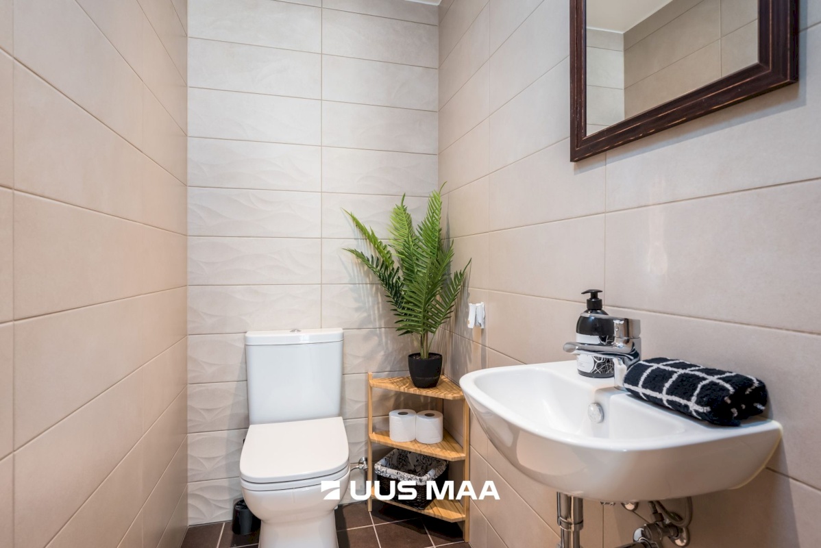 Tallinn, Mustamäe linnaosa, Kadaka, Rehe 5