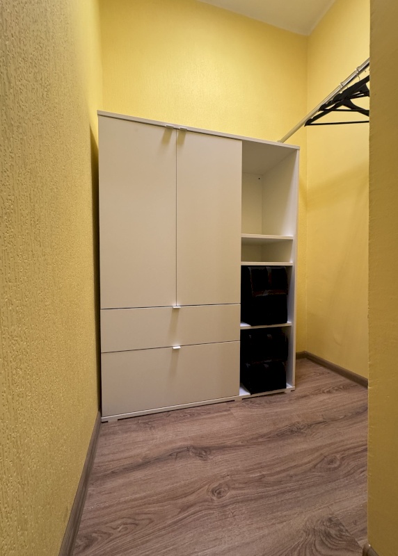 Tallinn, Mustamäe linnaosa, Mustamäe, Akadeemia 2