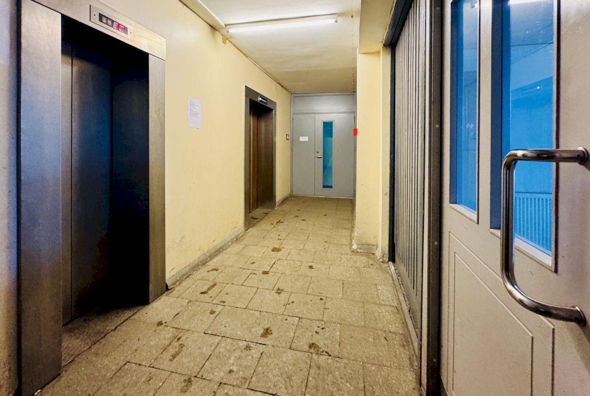 Tallinn, Mustamäe linnaosa, Mustamäe, Akadeemia 2