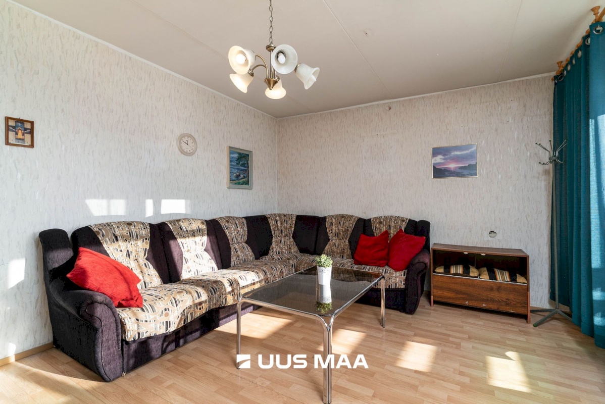 Mulgi vald, Abja-Paluoja linn, Nuia tee 3