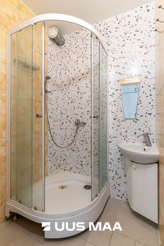 Mulgi vald, Abja-Paluoja linn, Nuia tee 3